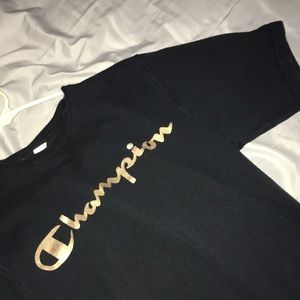 Short Sleeved Black CHAMPION